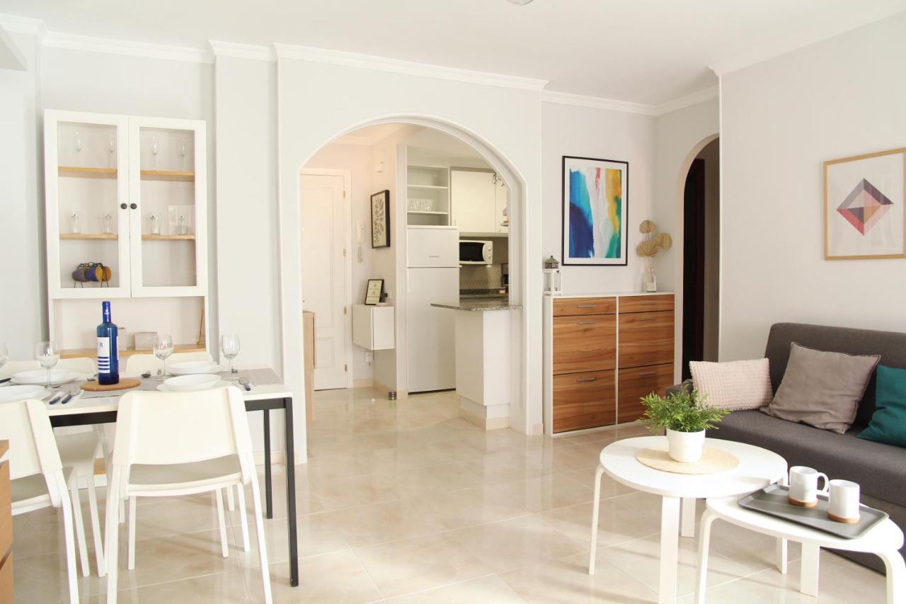 La Perla Apartment, Paradis Park, La Pineda - Atico 1ª Linea - Solarium - Wifi - Piscina Luaran gambar